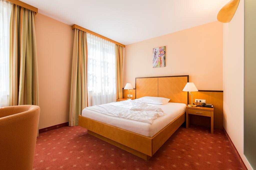 Hotel Restaurant Hoeldrichsmuehle Hinterbrühl Kültér fotó